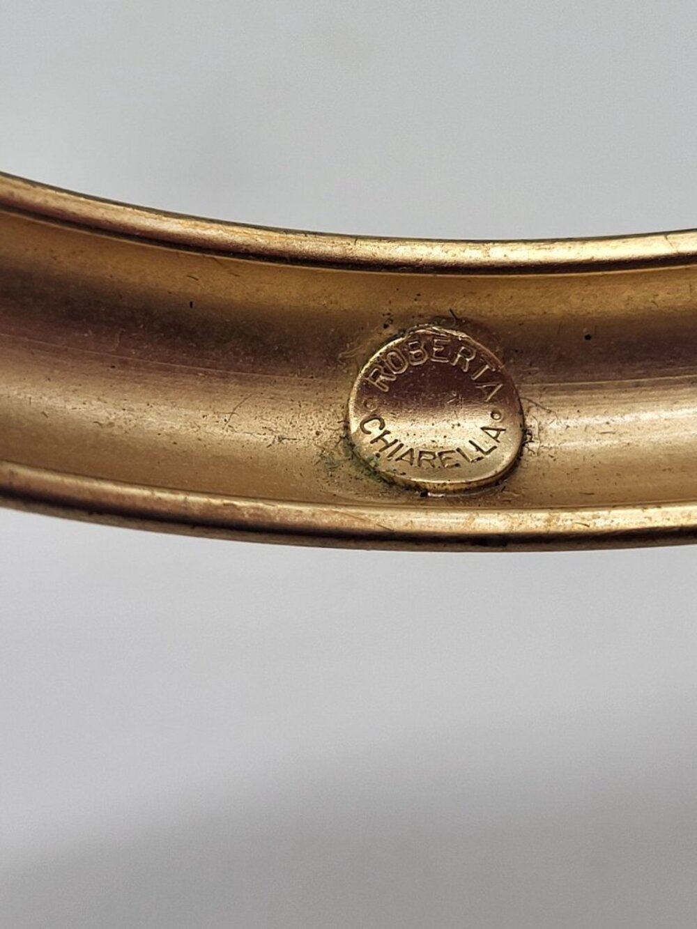 Vintage Roberta Chiarella Gold Tone Bangle Bracelet Minimalist *Read - Picture 3 of 9